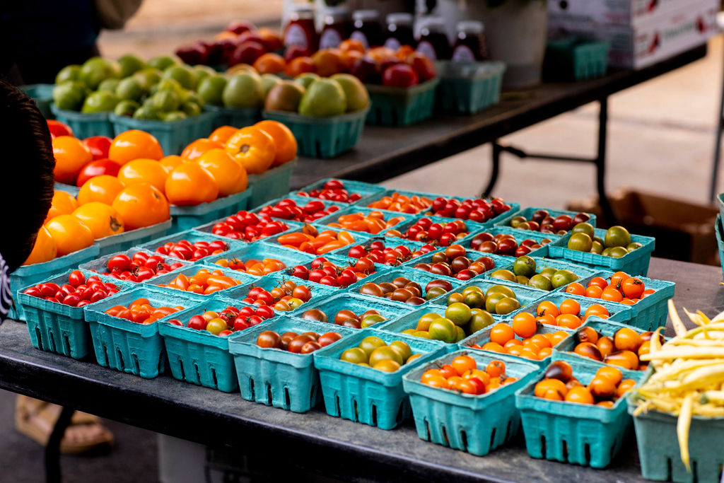 Don't rearrange pre-packed containers. Ask a farmer for help if you don't see what you are looking for! 