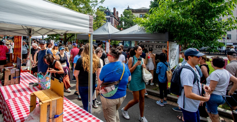 Celebrate National Farmers Market Week at a FRESHFARM Market